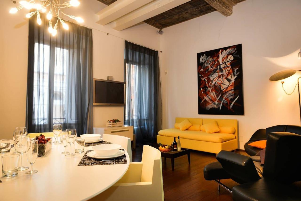 Ultra Modern Trevi Fountain Apt In Heart Of Rome Hotel Exterior photo